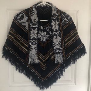 Used Little Girl Poncho good condition